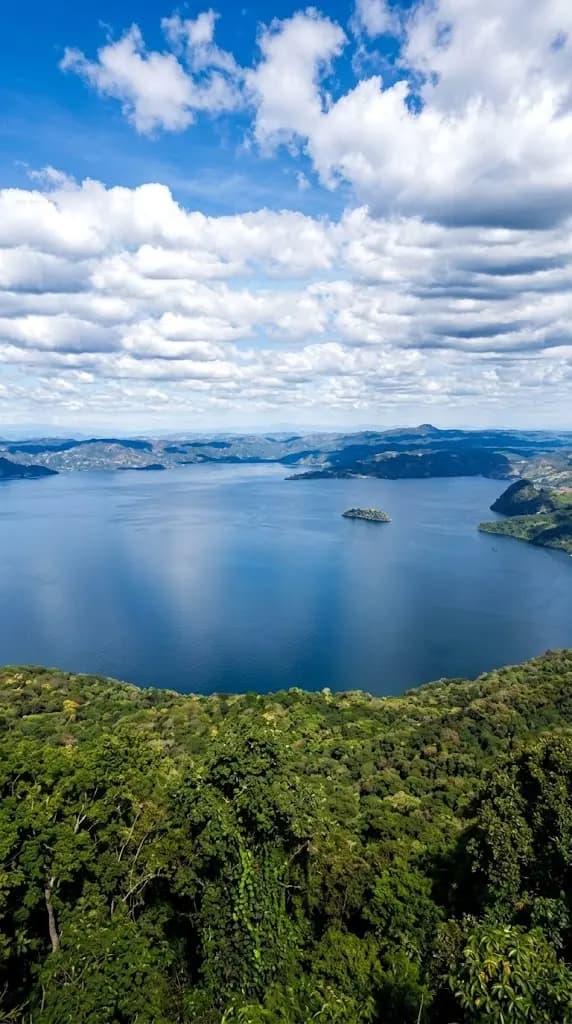 Lago de Ilopango, San Salvador